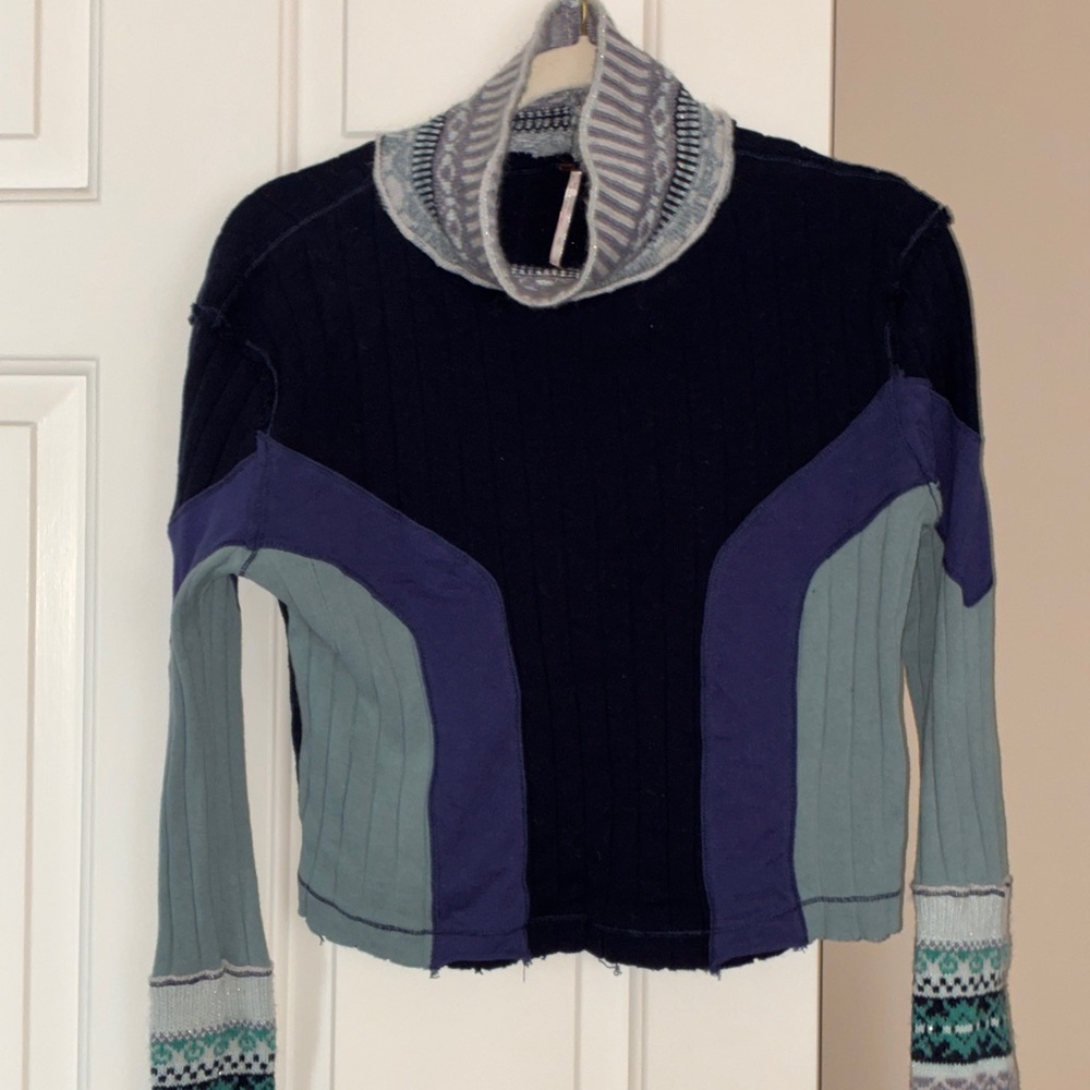 Free People Multi color sweater‎ Sz S